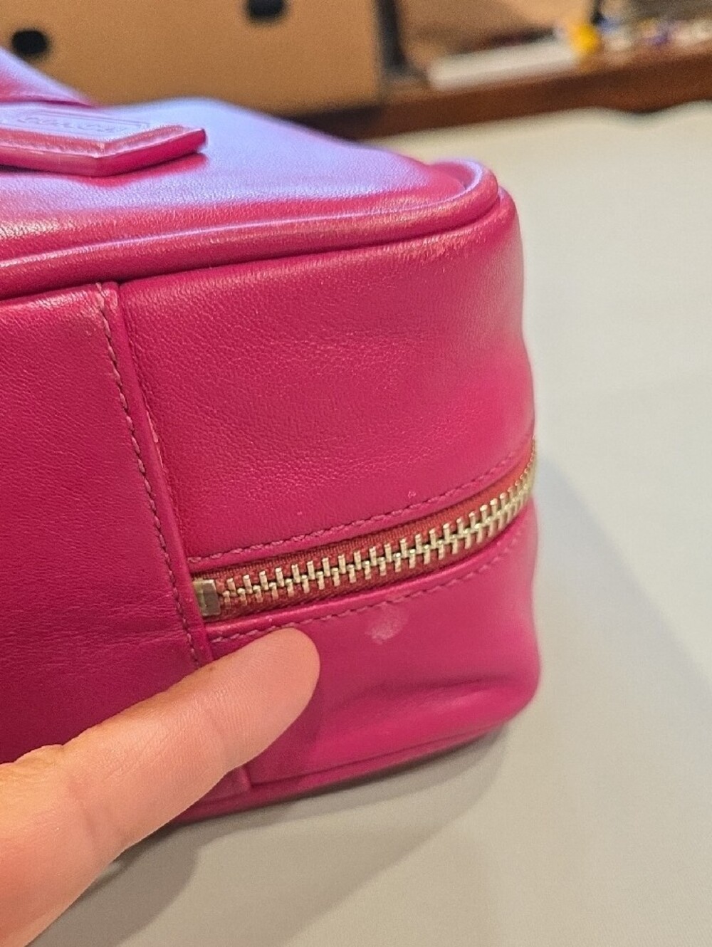 Coach Hot Pink Leather Tote Toiletries Cosmetic Y2K Rare Vintage Matching SET! - Picture 4 of 16